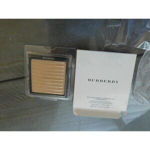 Burberry Cashmere Soft Matt Foundation  Honey Tester NEW in Box